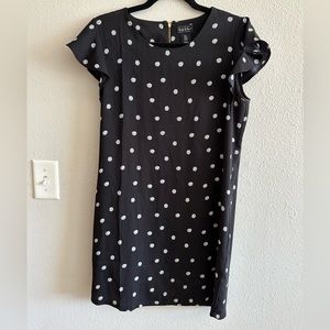 A3 - 153 Black and white polka dot shift dress size 6 Nicole Miller NY
